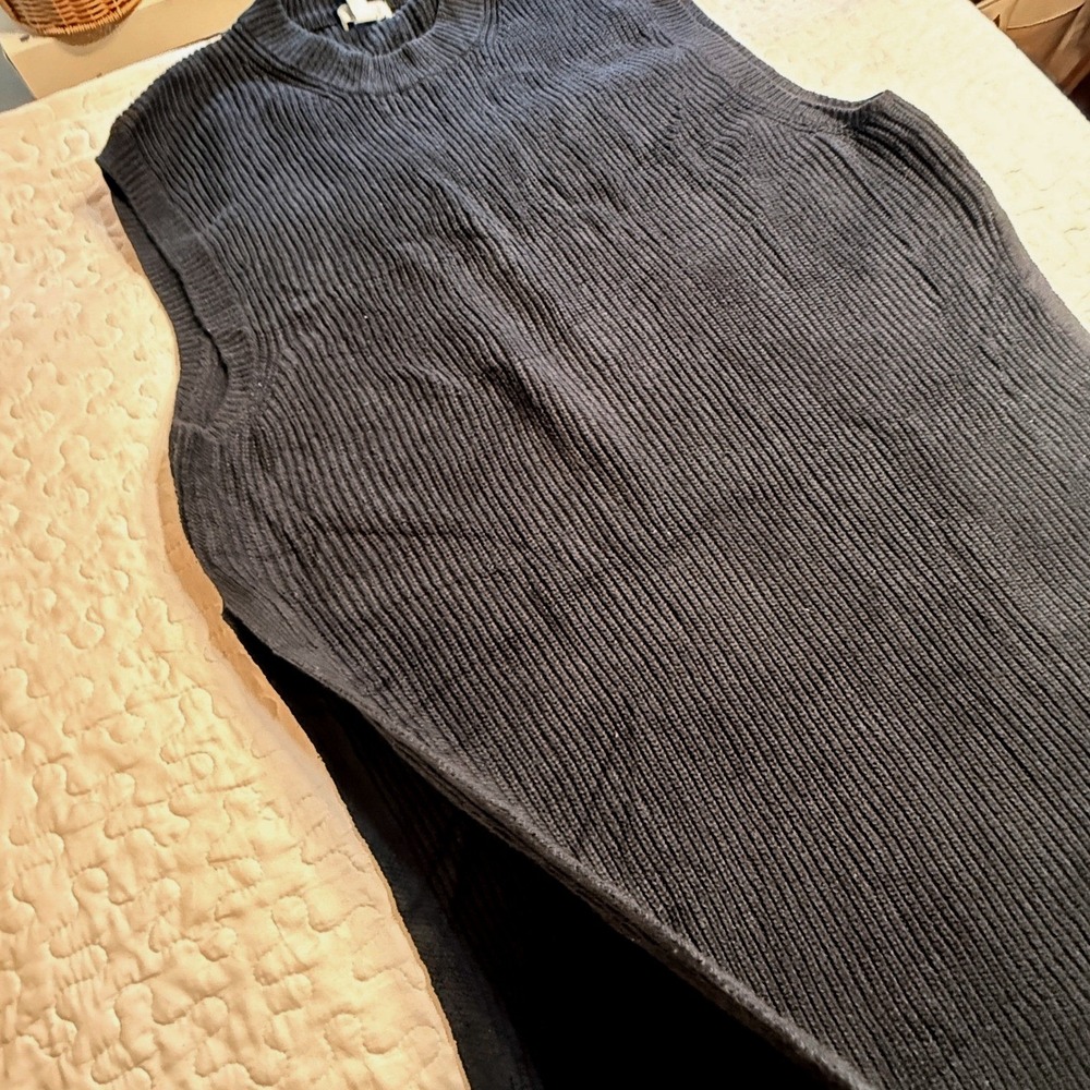 H&M Women XL Sleeveless Sweater Black Open Side Poncho Mock Neck FALL FASHION